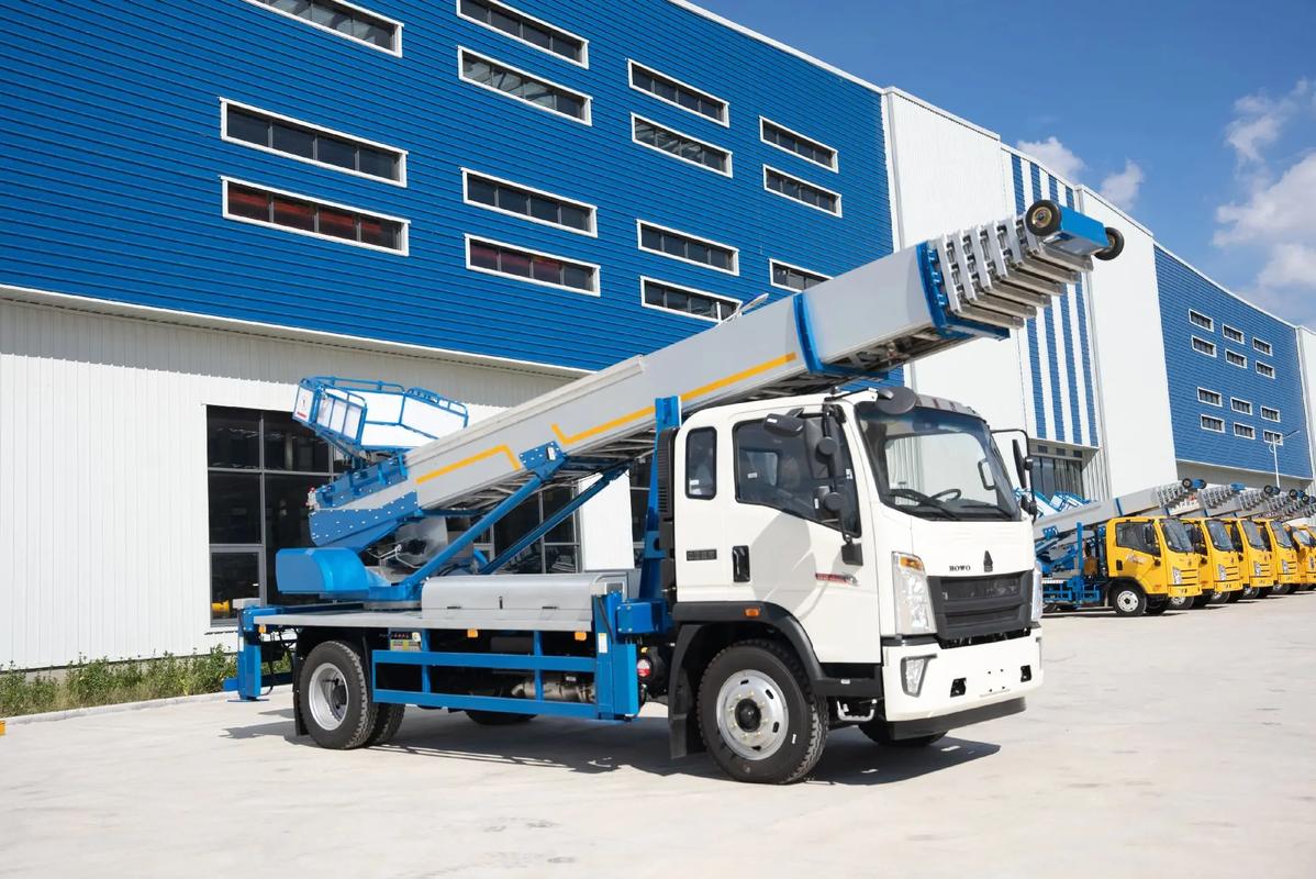 遂溪出租云梯车高空作业车 建筑垃圾搬运